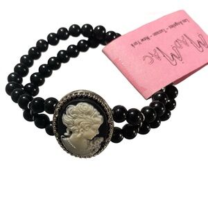 NWT Mad Mac Black and White Cameo on Black Bracelet Maximalist Feminine & Fab